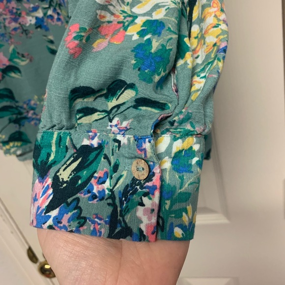 LC Lauren Conrad green floral long sleeve shirt buttons womens size L Large EUC - Picture 9 of 12